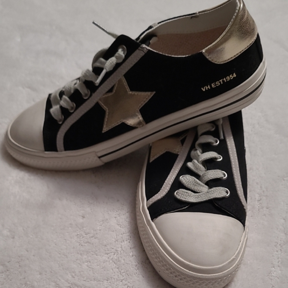 Vintage Havana Black and Gold Sneakers